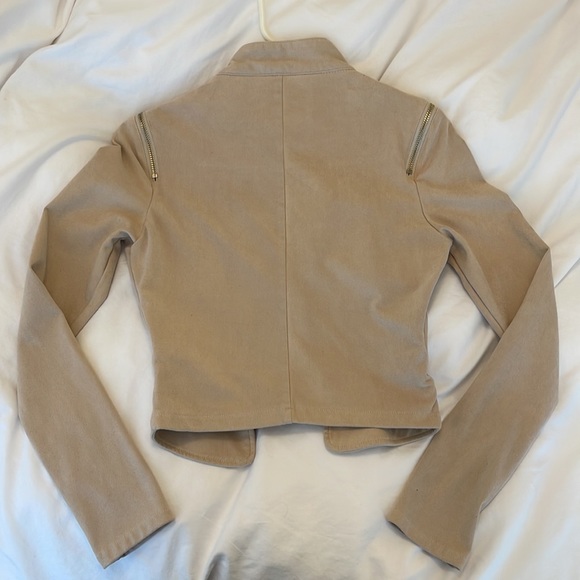 Tan Jacket With Gold Accents - Picture 5 of 6